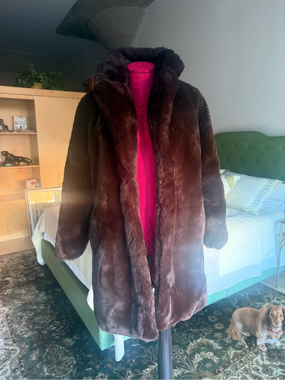 Apparis Luxurious Brown Faux Fur Coat